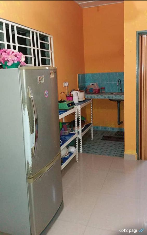 Dhia Irdina Homestay *